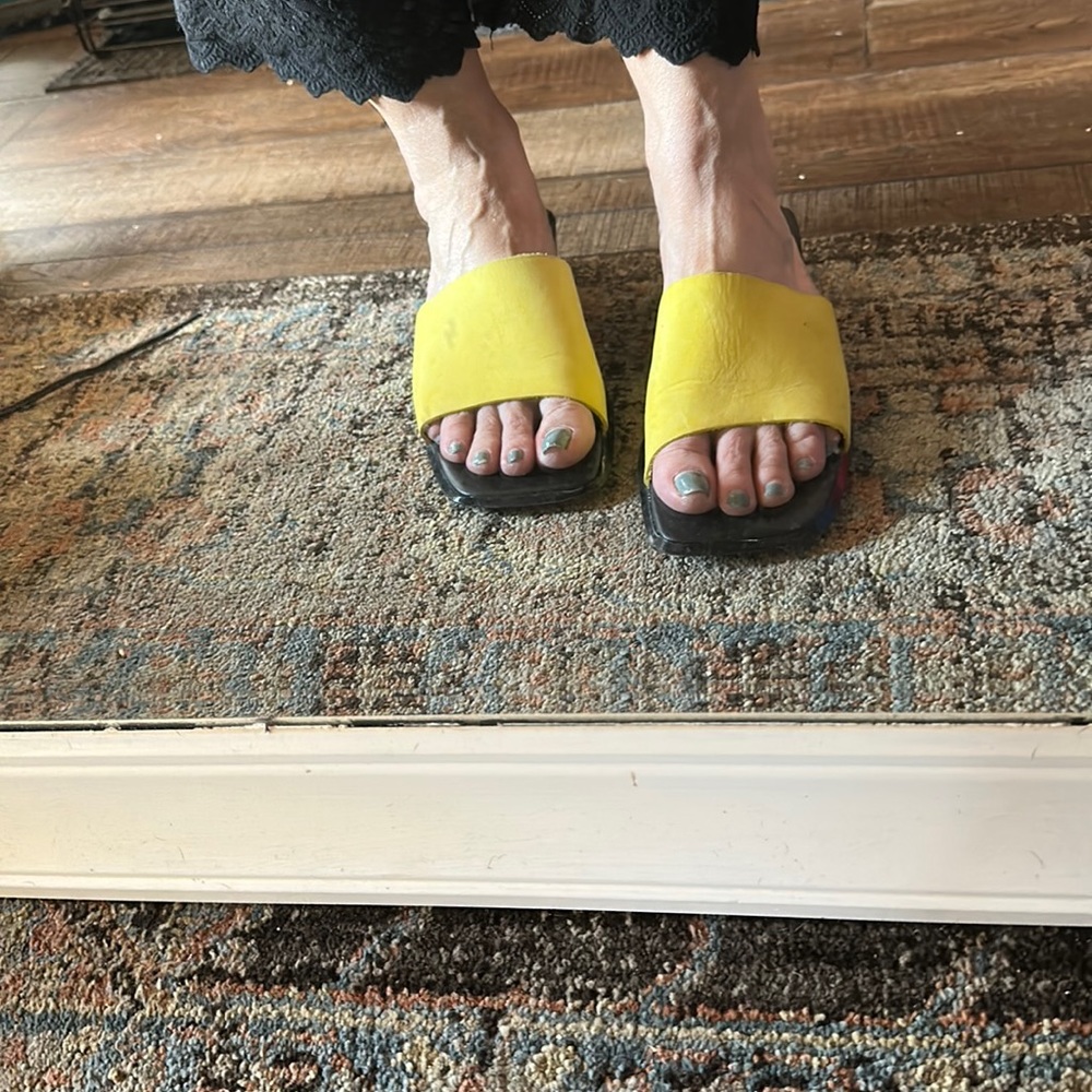 Italian Shoemakers Yellow Slide Shoes